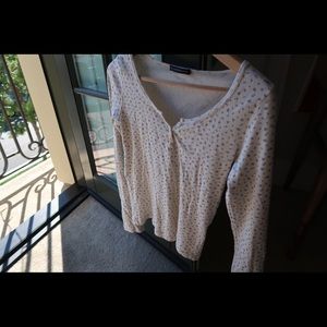☀︎︎︎White Floral brandy melville top☀︎︎